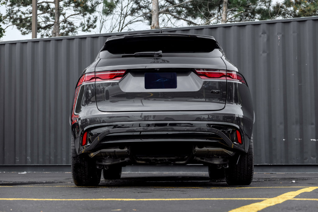 New 2026 Jaguar F-PACE R-Dynamic S AWD/4WD image 7