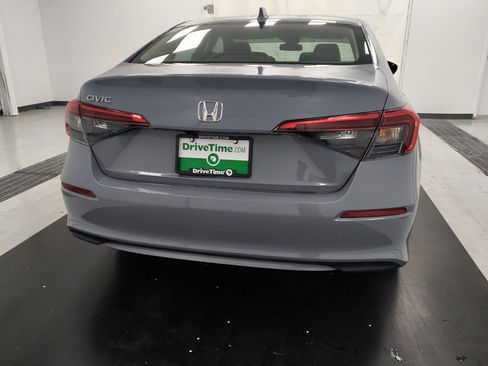 Used 2024 Honda Civic EX image 7