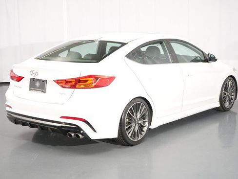 Used 2018 Hyundai Elantra Sport w/ Cargo Package FWD image 10