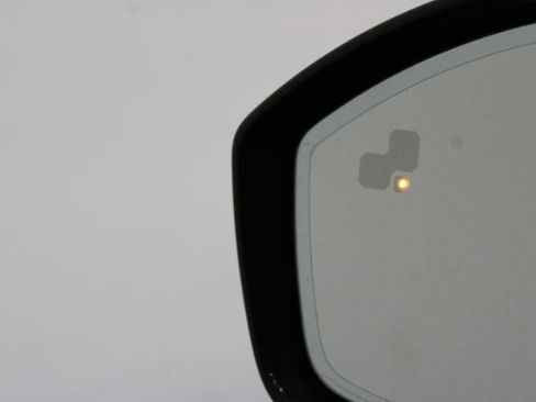 Used 2019 Land Rover Discovery Sport HSE Luxury image 10