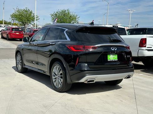 Used 2023 INFINITI QX50 Luxe FWD image 4