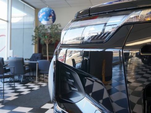 Used 2026 Chevrolet Colorado ZR2 w/ Technology Package image 73