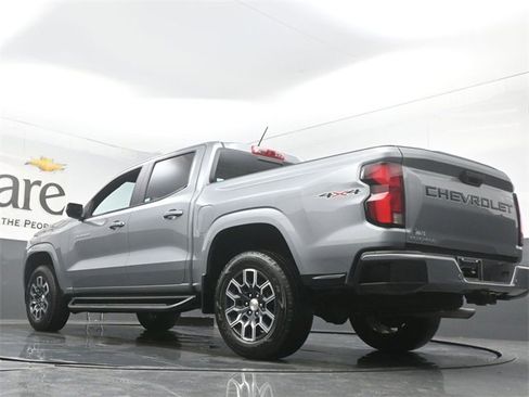 Used 2023 Chevrolet Colorado LT w/ LT Convenience Package III image 5