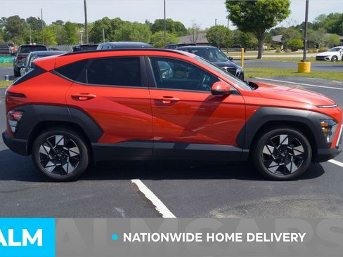 Used 2024 Hyundai Kona SEL FWD image 5