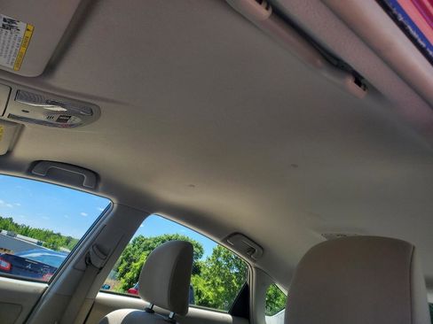 Used 2015 Toyota Prius Two FWD image 17