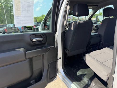 Used 2022 GMC Sierra 3500 Pro AWD/4WD image 13