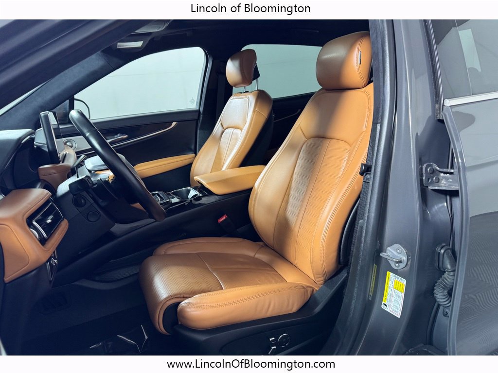 Used 2023 Lincoln Nautilus Black Label AWD/4WD image 16