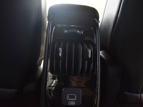 Used 2025 Jeep Compass Limited AWD/4WD image 29