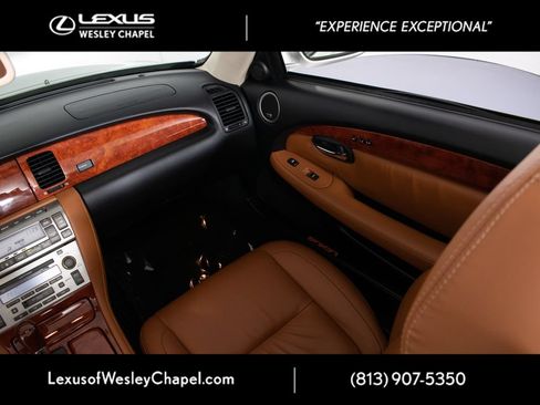 Used 2004 Lexus SC 430 Convertible RWD image 20