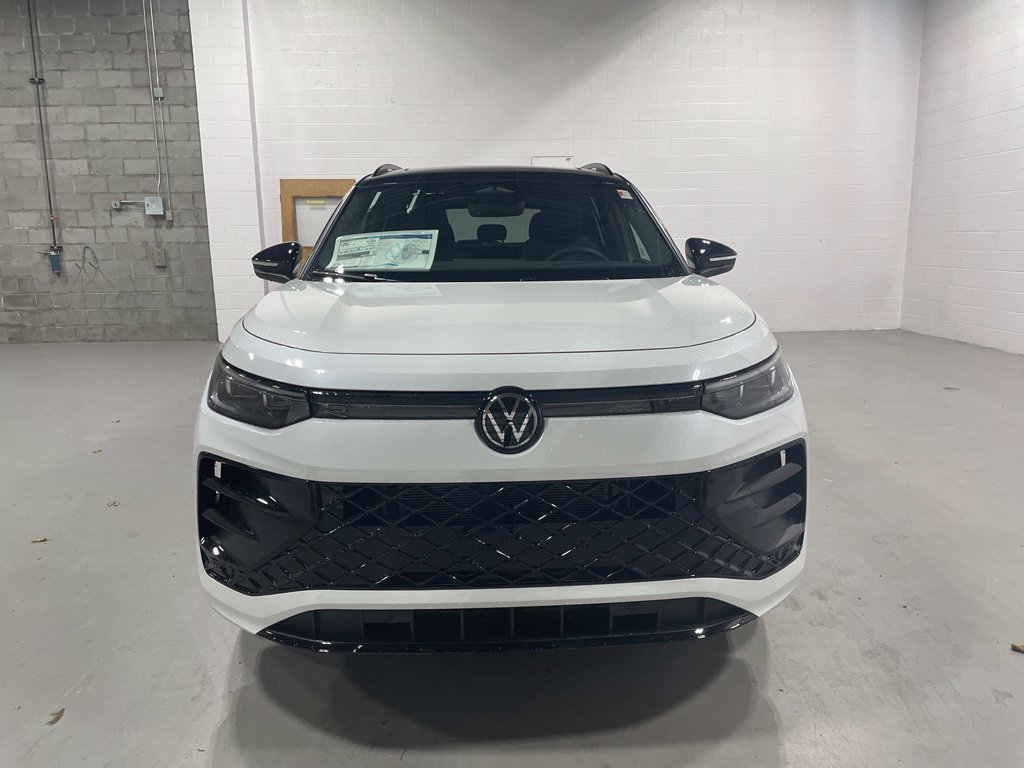 New 2026 Volkswagen Tiguan SE R-Line AWD/4WD image 7