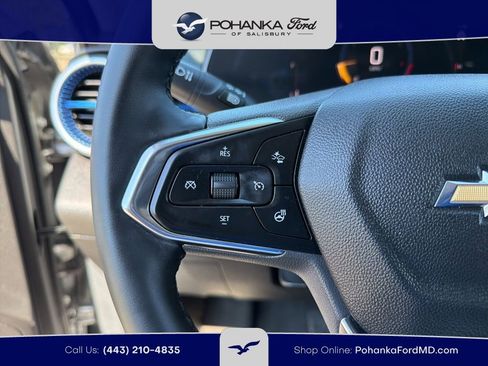 Used 2025 Chevrolet Trax LT w/ LT Convenience Package FWD image 16