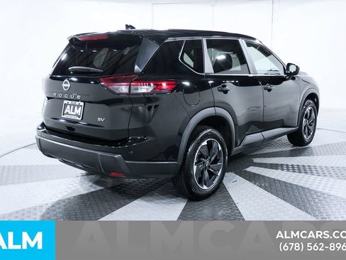 Used 2024 Nissan Rogue SV FWD image 7