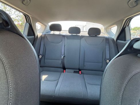 Used 2025 Kia K4 FWD image 38