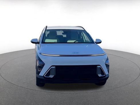 Used 2025 Hyundai Kona SEL image 4