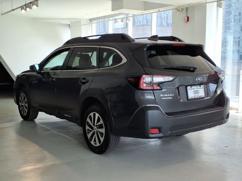 Used 2024 Subaru Outback Premium AWD/4WD image 6
