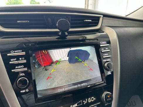 Used 2015 Nissan Murano S w/ Navigation Package AWD/4WD image 29