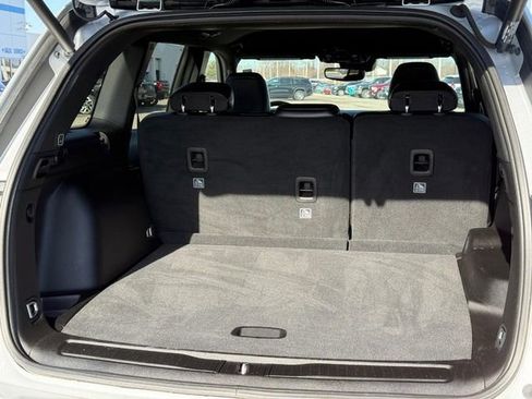 Used 2024 Jeep Grand Cherokee Altitude image 6