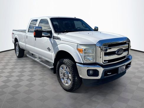 Used 2016 Ford F350 Lariat w/ Lariat Ultimate Package image 3