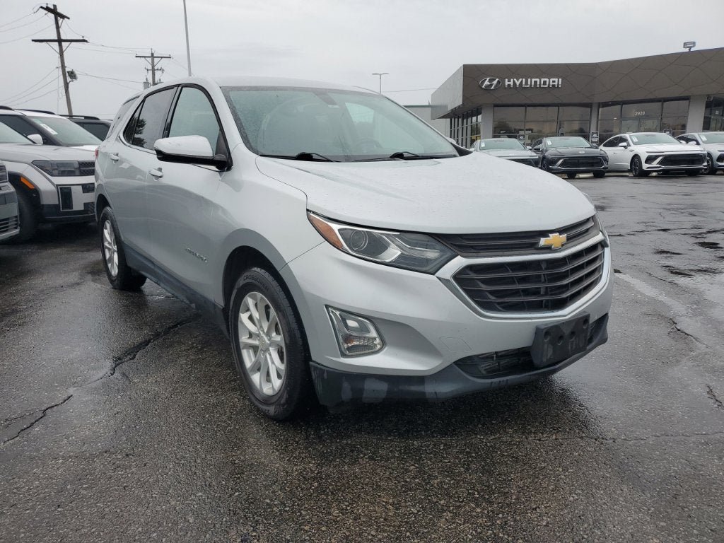 Used 2018 Chevrolet Equinox LT AWD/4WD image 3