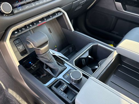 New 2026 Toyota Tundra Limited AWD/4WD image 17