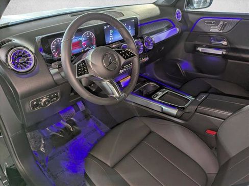 New 2025 Mercedes-Benz GLB 250 image 3