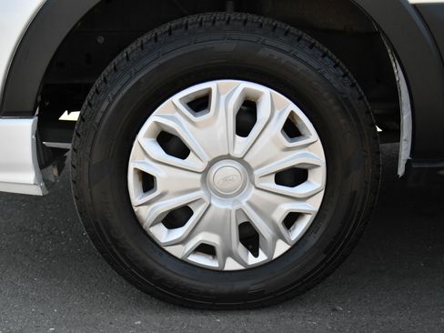 Used 2023 Ford Transit 350 XLT RWD image 12