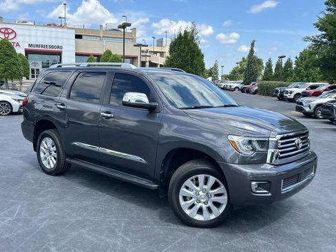 Used 2020 Toyota Sequoia Platinum AWD/4WD image 2