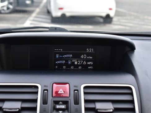 Used 2017 Subaru Forester 2.5i Touring AWD/4WD image 33