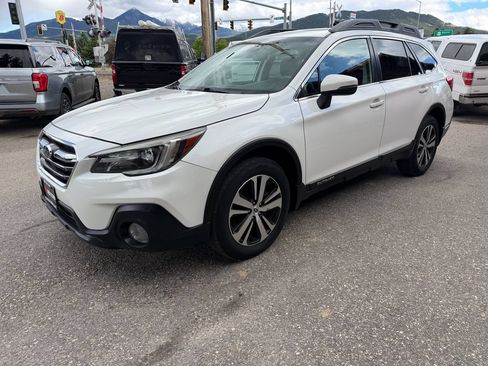 Used 2018 Subaru Outback 2.5i Limited AWD/4WD image 5