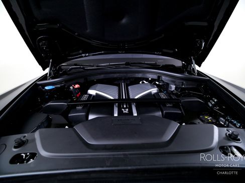 New 2026 Rolls-Royce Cullinan image 39