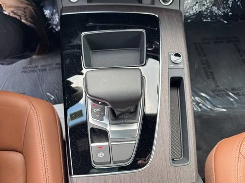 Certified 2023 Audi Q5 2.0T Premium w/ Convenience Package AWD/4WD image 21
