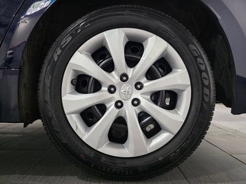 Used 2021 Toyota Corolla LE w/ Carpet Mat Package (TMS) FWD image 23