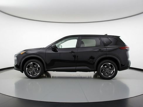 Used 2025 Nissan Rogue SV FWD image 5