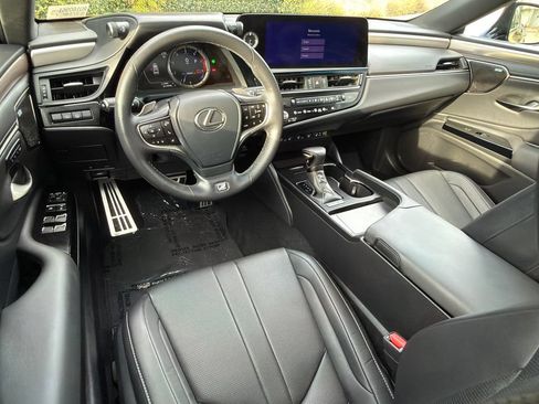 Certified 2024 Lexus ES 350 F Sport w/ Accessory Package (Z2) FWD image 8