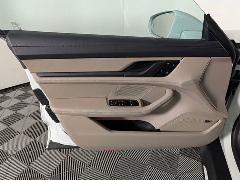New 2026 Porsche Taycan image 25
