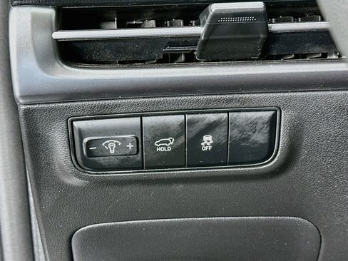 Used 2025 Hyundai Tucson SEL FWD image 17