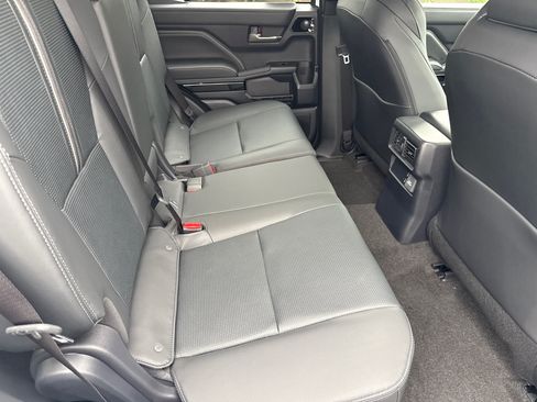 New 2026 Toyota 4Runner Limited AWD/4WD image 15