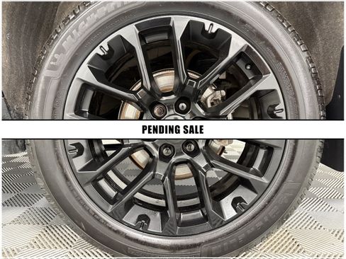 Used 2022 GMC Yukon XL Denali AWD/4WD image 39