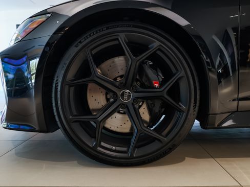 Used 2024 Audi RS 6 performance AWD/4WD image 17