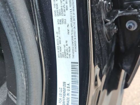 Used 2025 RAM 1500 Big Horn AWD/4WD image 29