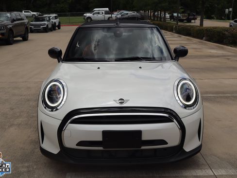 Used 2024 MINI Cooper Convertible w/ Signature Upholstery Package FWD image 9