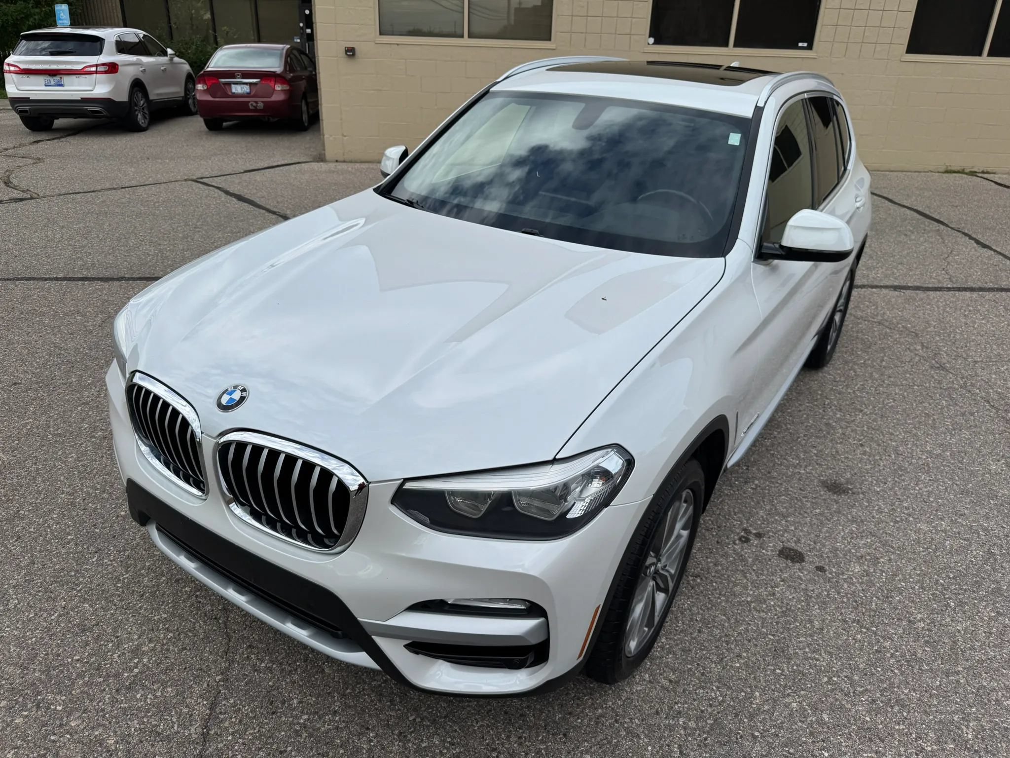 Used 2018 BMW X3 xDrive30i AWD/4WD image 14
