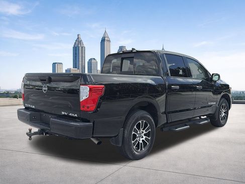 Certified 2024 Nissan Titan SV w/ SV Convenience Package AWD/4WD image 5