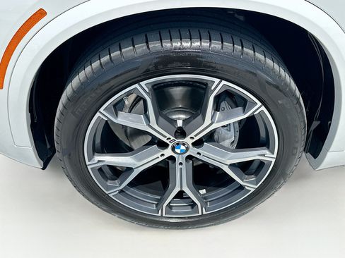 Used 2026 BMW X5 sDrive40i w/ M Sport Package RWD image 35