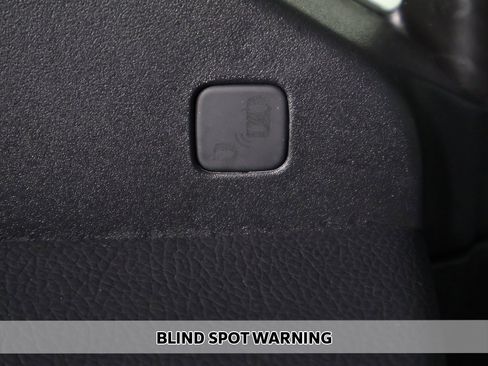 Used 2024 Honda Passport EX-L image 5