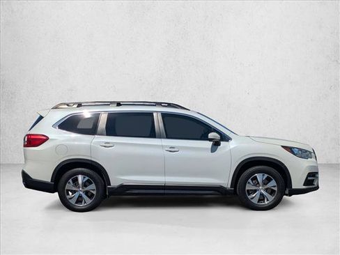Used 2021 Subaru Ascent Premium w/ Convenience Package image 4