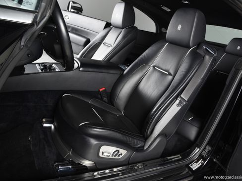 Used 2016 Rolls-Royce Wraith image 23