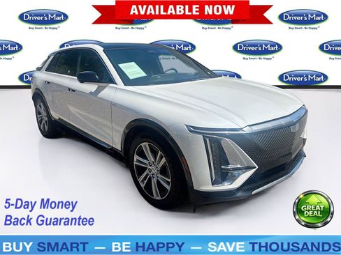 Used 2024 Cadillac Lyriq Tech RWD image 1