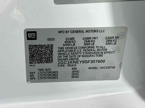 Used 2025 Chevrolet Silverado 2500 LT AWD/4WD image 32
