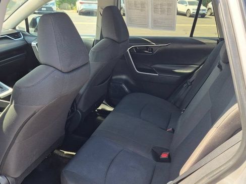 Used 2023 Toyota RAV4 LE AWD/4WD image 14